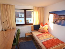 dg_zimmer_2_bild_3_150